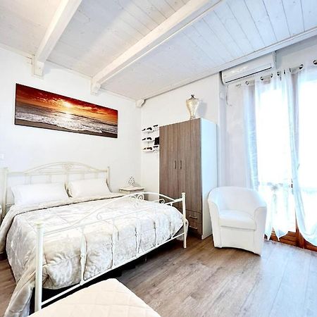 Il Girasole Bed and Breakfast Ostuni Eksteriør billede