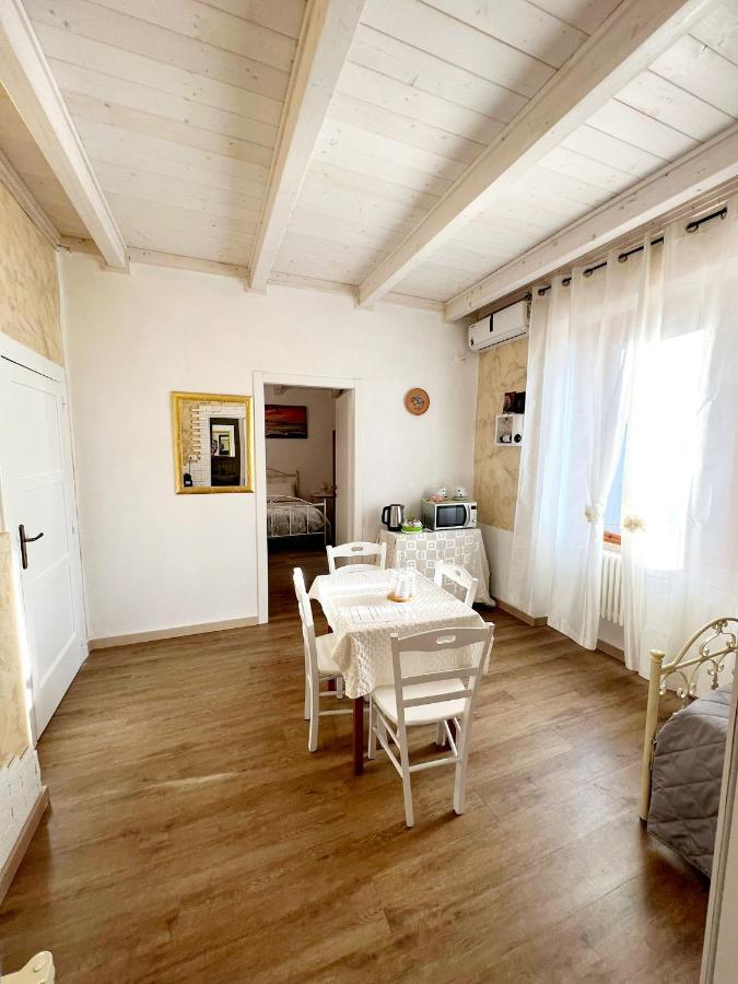 Il Girasole Bed and Breakfast Ostuni Eksteriør billede
