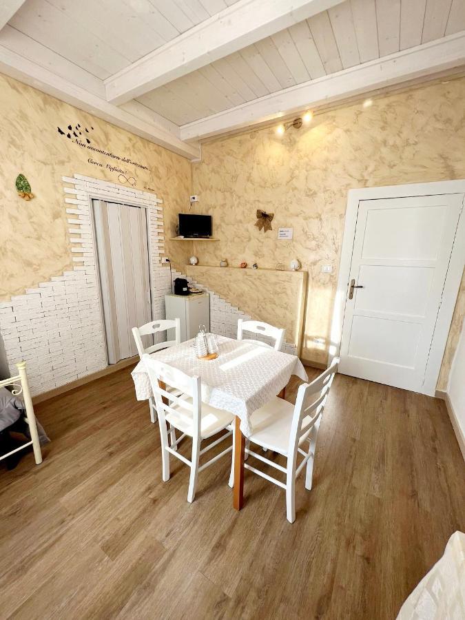 Il Girasole Bed and Breakfast Ostuni Eksteriør billede