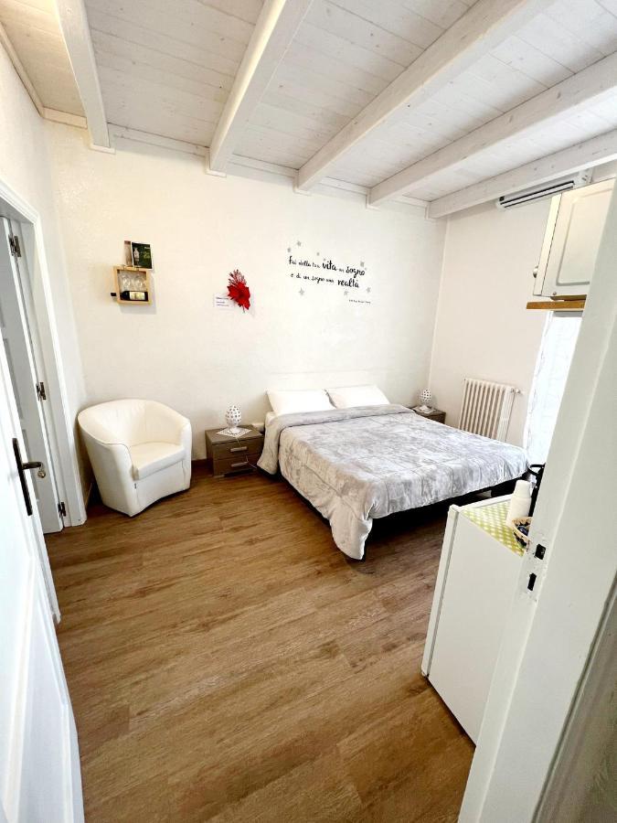 Il Girasole Bed and Breakfast Ostuni Eksteriør billede